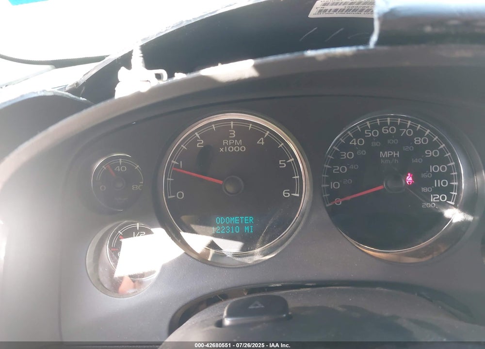 2007 CHEVROLET SUBURBAN 1500 VIN: 3GNFC16017G165602