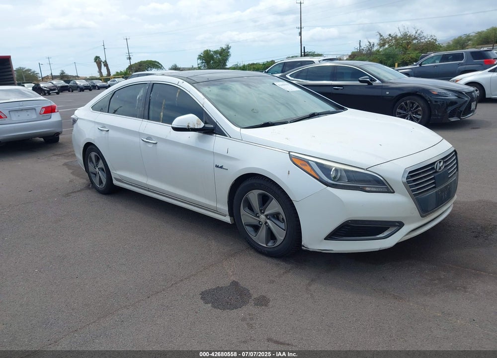 2016 HYUNDAI SONATA HYBRID LIMITED VIN: KMHE34L10GA030401