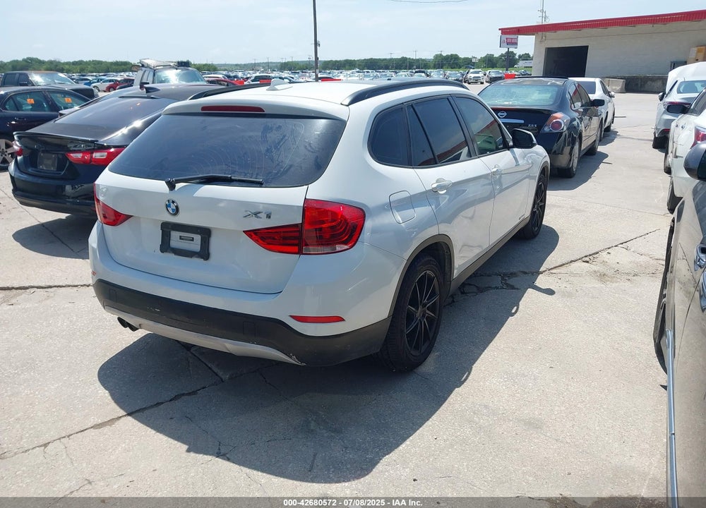 2014 BMW X1 VIN: WBAVM1C53EVW54151