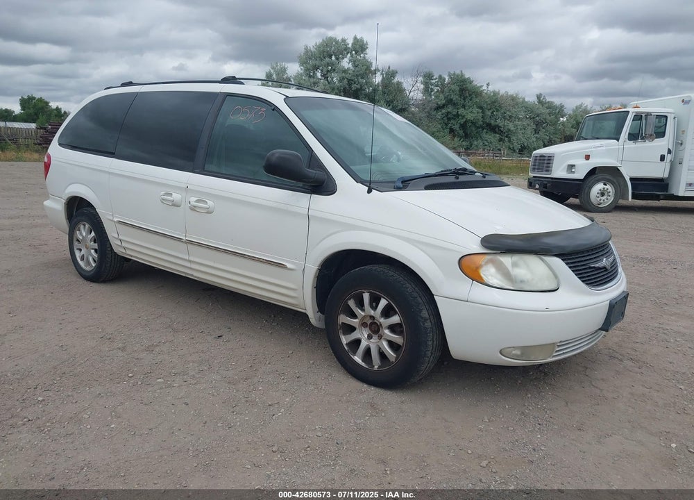 2002 CHRYSLER TOWN & COUNTRY LXI VIN: 2C8GP54L22R578149