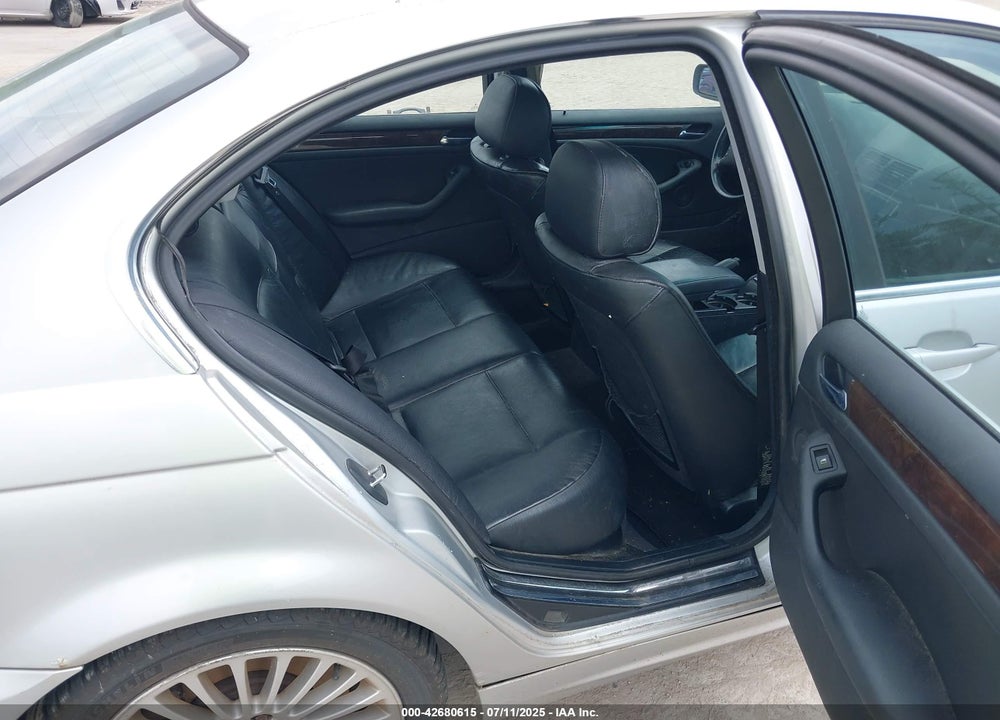 2002 BMW 330XI VIN: WBAEW53482PG16328