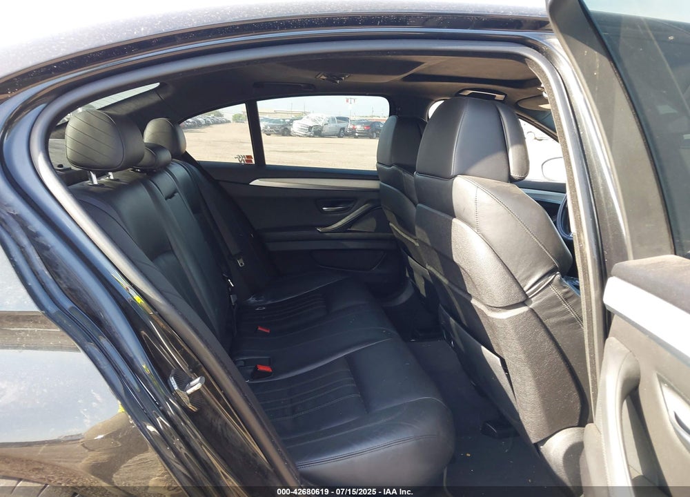2014 BMW M5 VIN: WBSFV9C52ED593795
