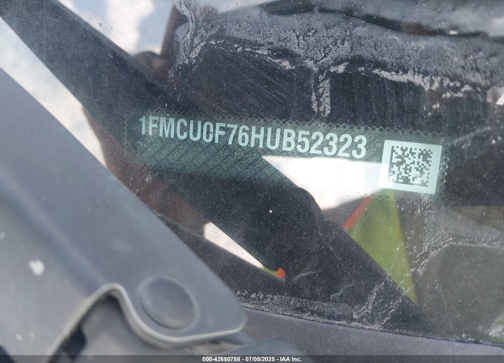 2017 FORD ESCAPE VIN: 1FMCU0F76HUB52323