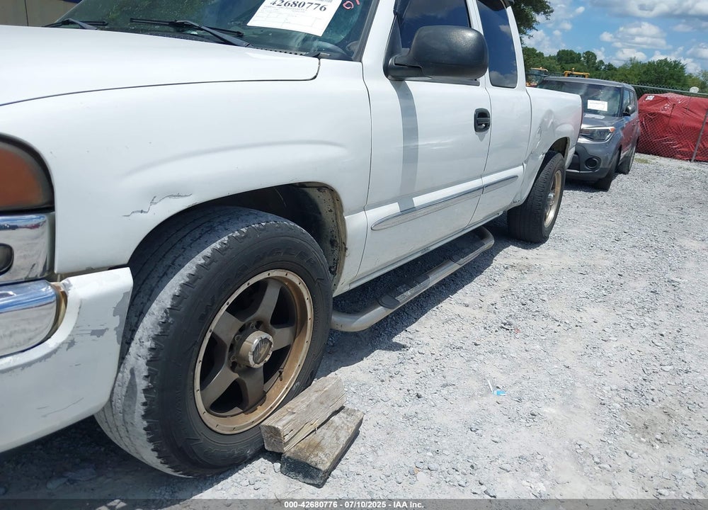 2003 GMC SIERRA 1500 SLE VIN: 2GTEC19T731343185
