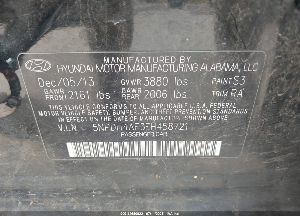 2014 HYUNDAI ELANTRA VIN: 5NPDH4AE3EH458721