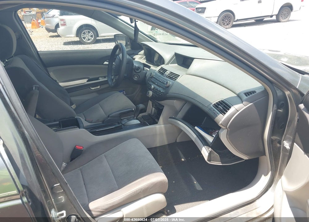2008 HONDA ACCORD 2.4 LX-P VIN: JHMCP26418C006493