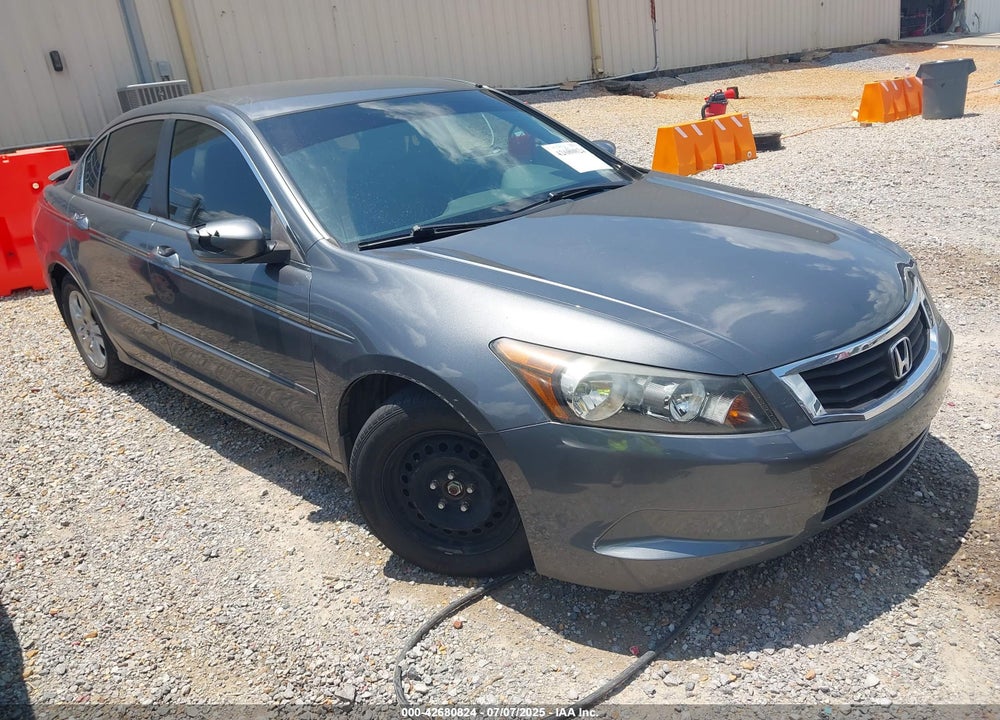 2008 HONDA ACCORD 2.4 LX-P VIN: JHMCP26418C006493