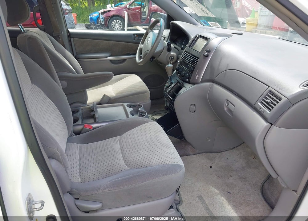 2009 TOYOTA SIENNA LE VIN: 5TDZK23C89S249904