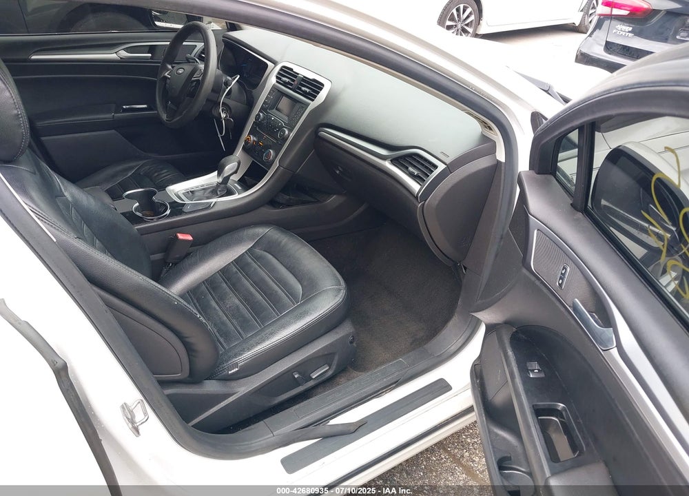 2015 FORD FUSION SE VIN: 3FA6P0H70FR197547