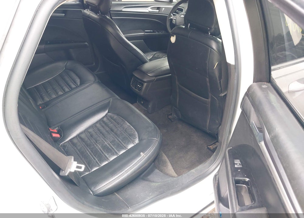 2015 FORD FUSION SE VIN: 3FA6P0H70FR197547