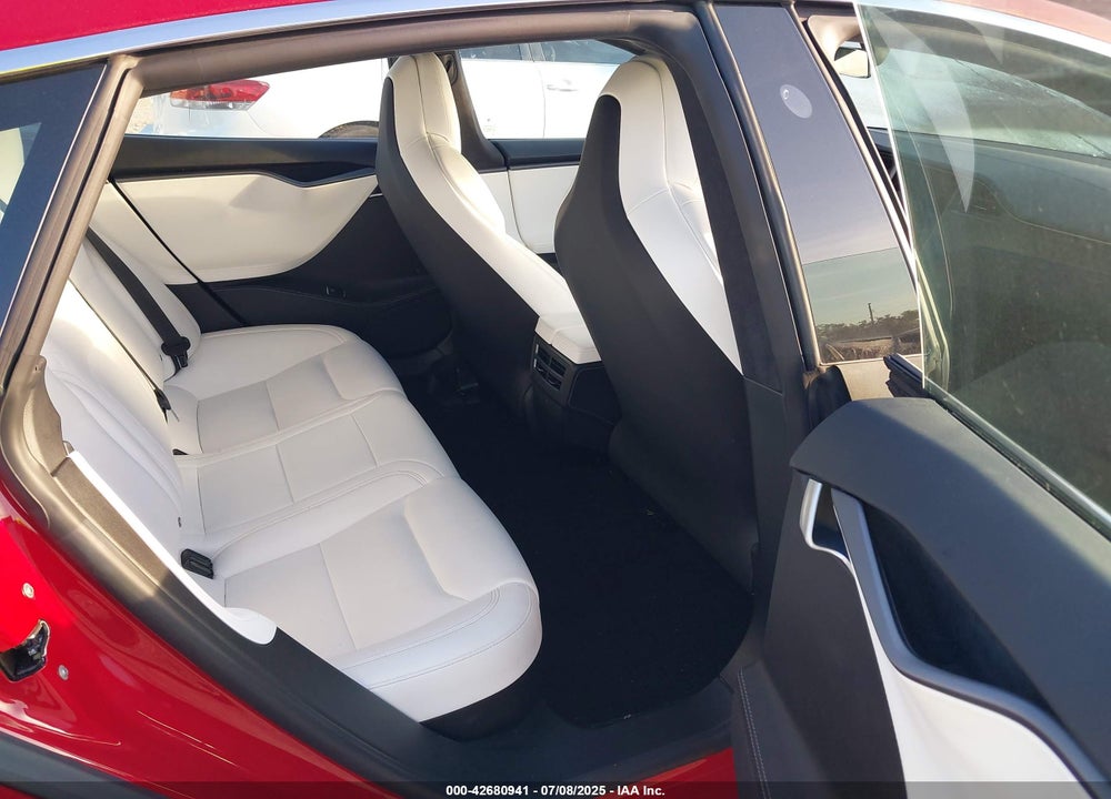 2018 TESLA MODEL S 100D/75D/P100D VIN: 5YJSA1E20JF277384