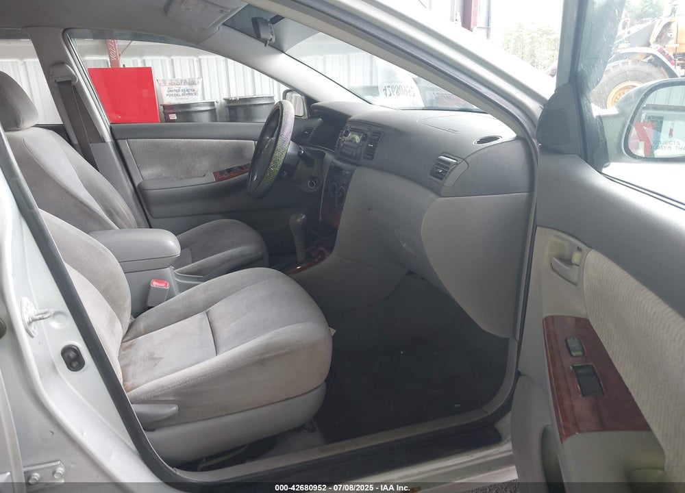 2005 TOYOTA COROLLA LE VIN: 2T1BR32E15C554198