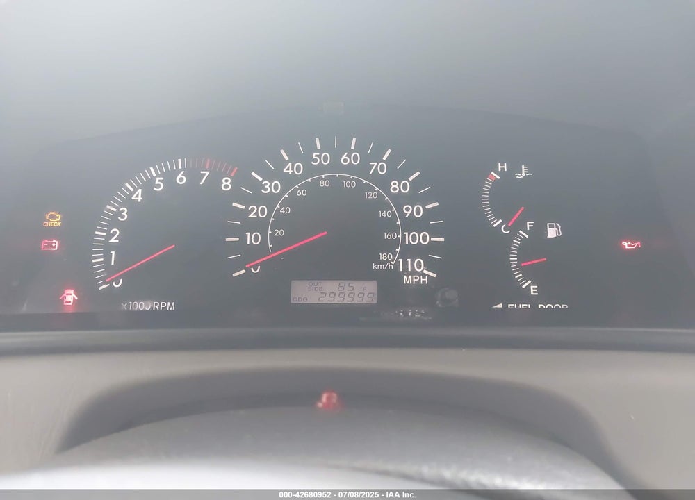 2005 TOYOTA COROLLA LE VIN: 2T1BR32E15C554198