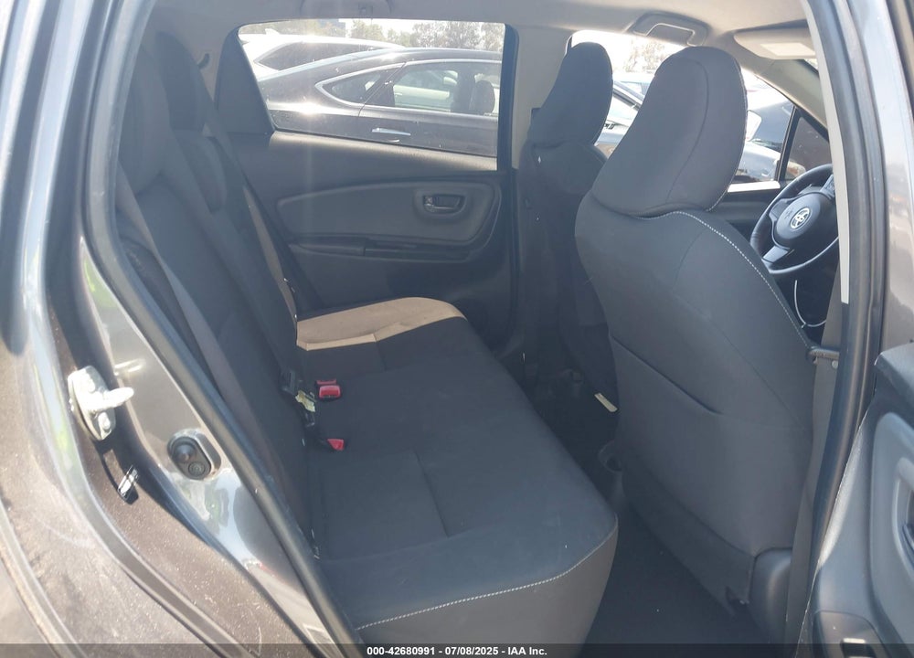 2015 TOYOTA YARIS VIN: VNKKTUD32FA054826