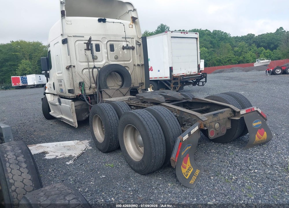 2015 FREIGHTLINER CASCADIA 125 VIN: 1FUJGLDV8FLGE9695