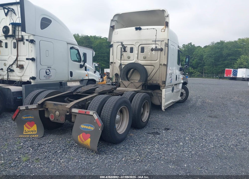 2015 FREIGHTLINER CASCADIA 125 VIN: 1FUJGLDV8FLGE9695