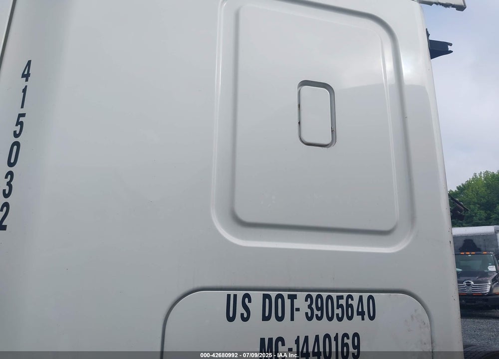 2015 FREIGHTLINER CASCADIA 125 VIN: 1FUJGLDV8FLGE9695