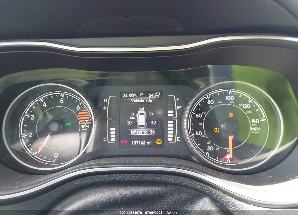 2019 JEEP CHEROKEE VIN: 1C4PJLLB0KD164287