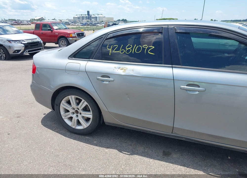 2011 AUDI A4 VIN: WAUDFAFL4BN001808