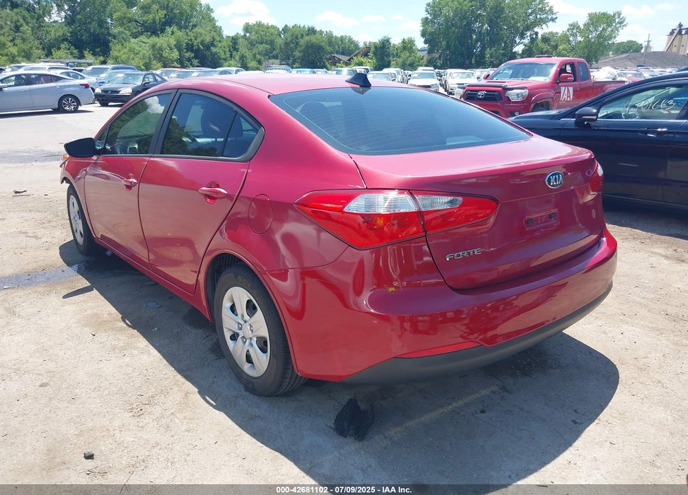 2016 KIA FORTE VIN: KNAFK4A64G5611609