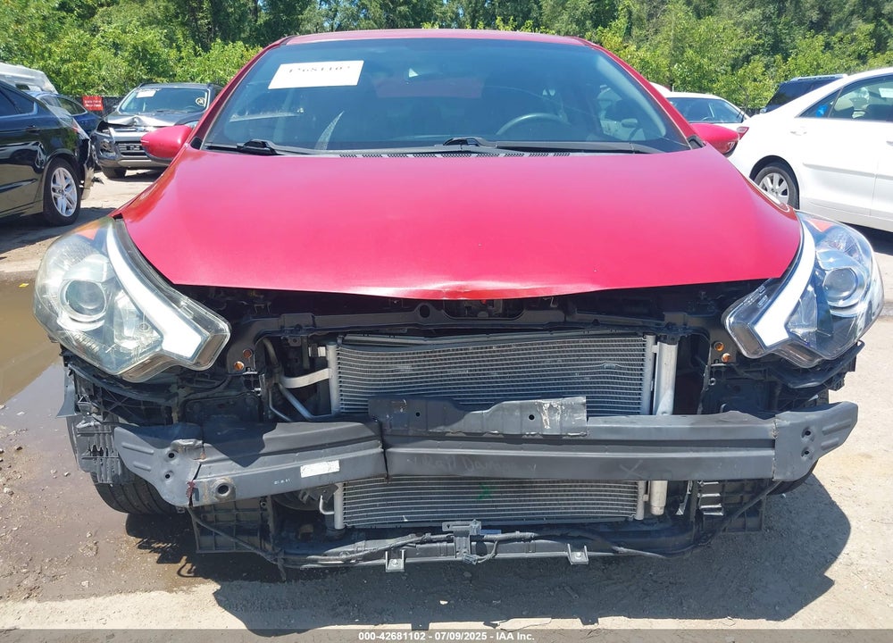2016 KIA FORTE VIN: KNAFK4A64G5611609