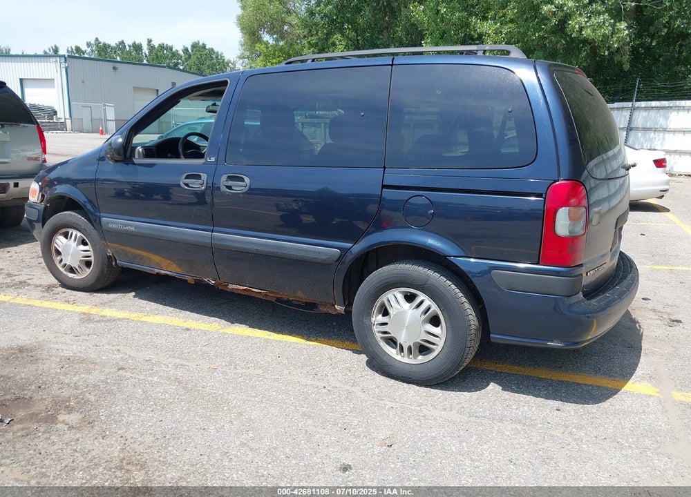 2002 CHEVROLET VENTURE LS VIN: 1GNDU03E52D292888