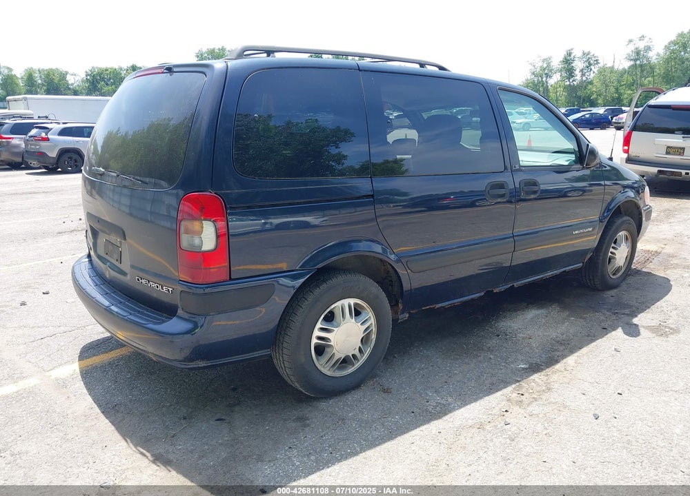 2002 CHEVROLET VENTURE LS VIN: 1GNDU03E52D292888