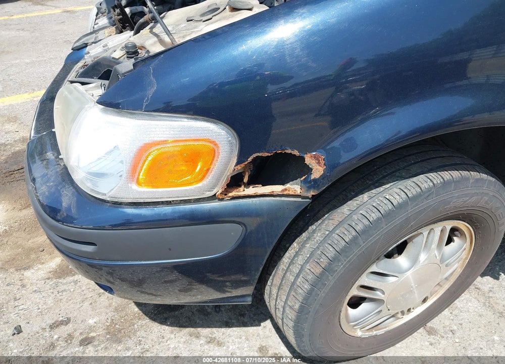 2002 CHEVROLET VENTURE LS VIN: 1GNDU03E52D292888