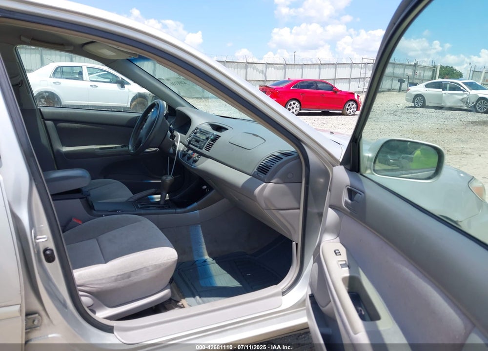 2003 TOYOTA CAMRY LE VIN: 4T1BE32KX3U698653