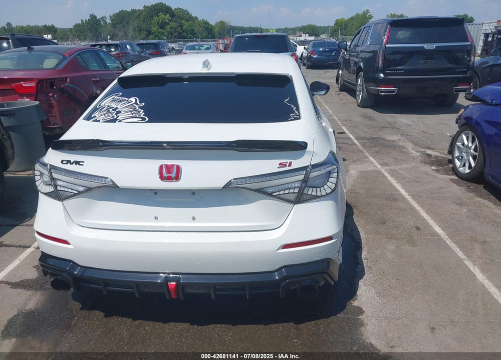 2022 HONDA CIVIC VIN: 2HGFE1E57NH477616