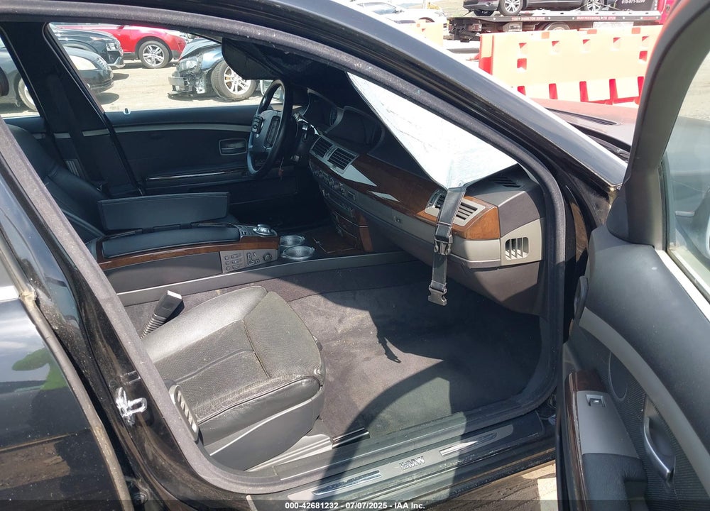 2004 BMW 745LI VIN: WBAGN63464DS51067