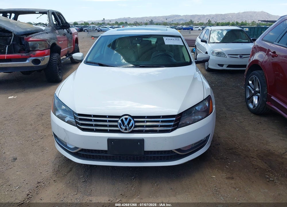 2015 VOLKSWAGEN PASSAT VIN: 1VWCV7A35FC003139