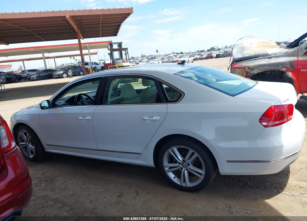 2015 VOLKSWAGEN PASSAT VIN: 1VWCV7A35FC003139