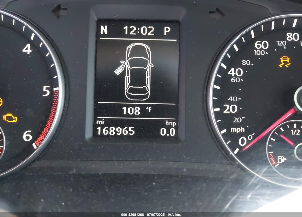 2015 VOLKSWAGEN PASSAT VIN: 1VWCV7A35FC003139