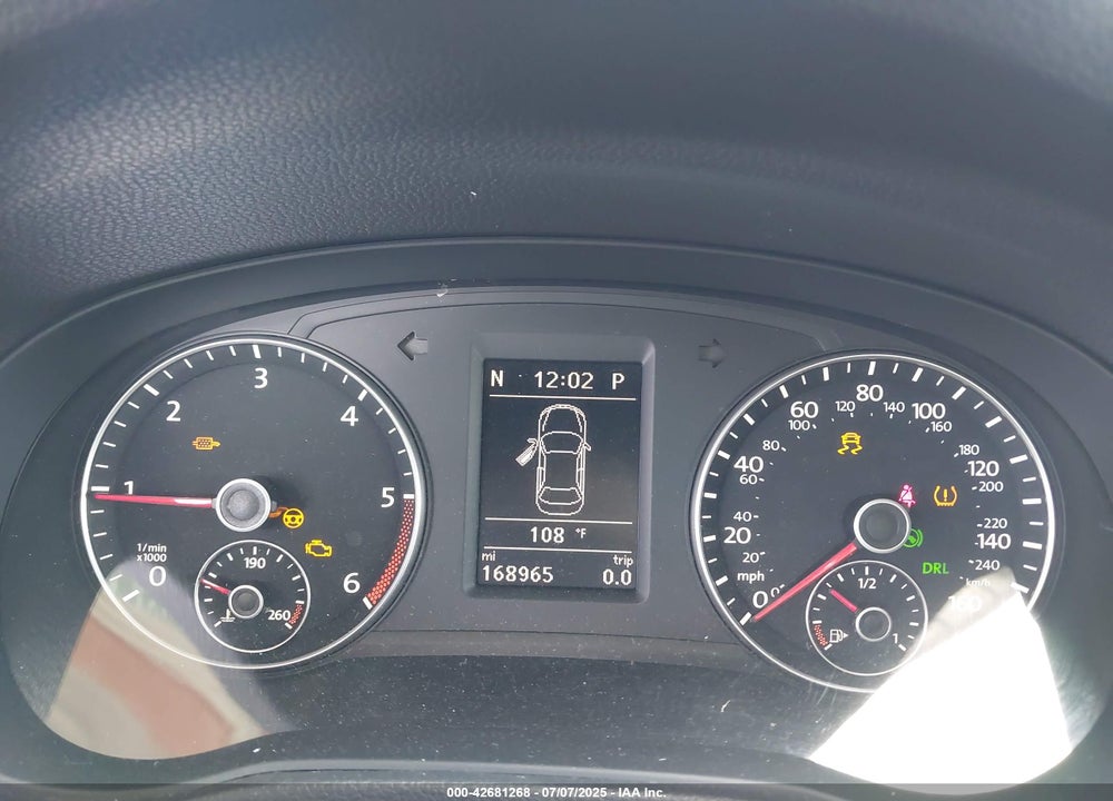 2015 VOLKSWAGEN PASSAT VIN: 1VWCV7A35FC003139