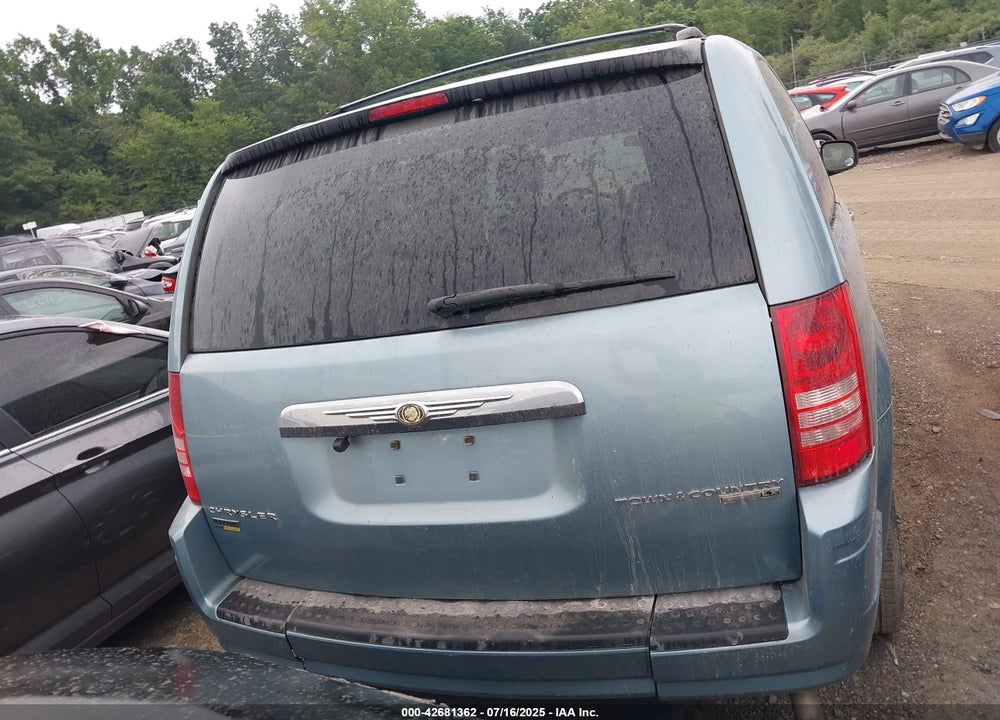 2010 CHRYSLER TOWN & COUNTRY VIN: 2A4RR4DE7AR167774