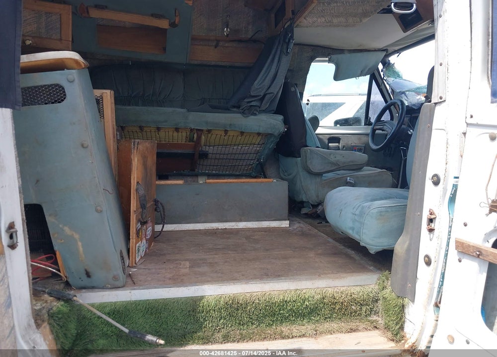 1991 FORD ECONOLINE E150 VAN VIN: 1FDEE14H0MHA06848