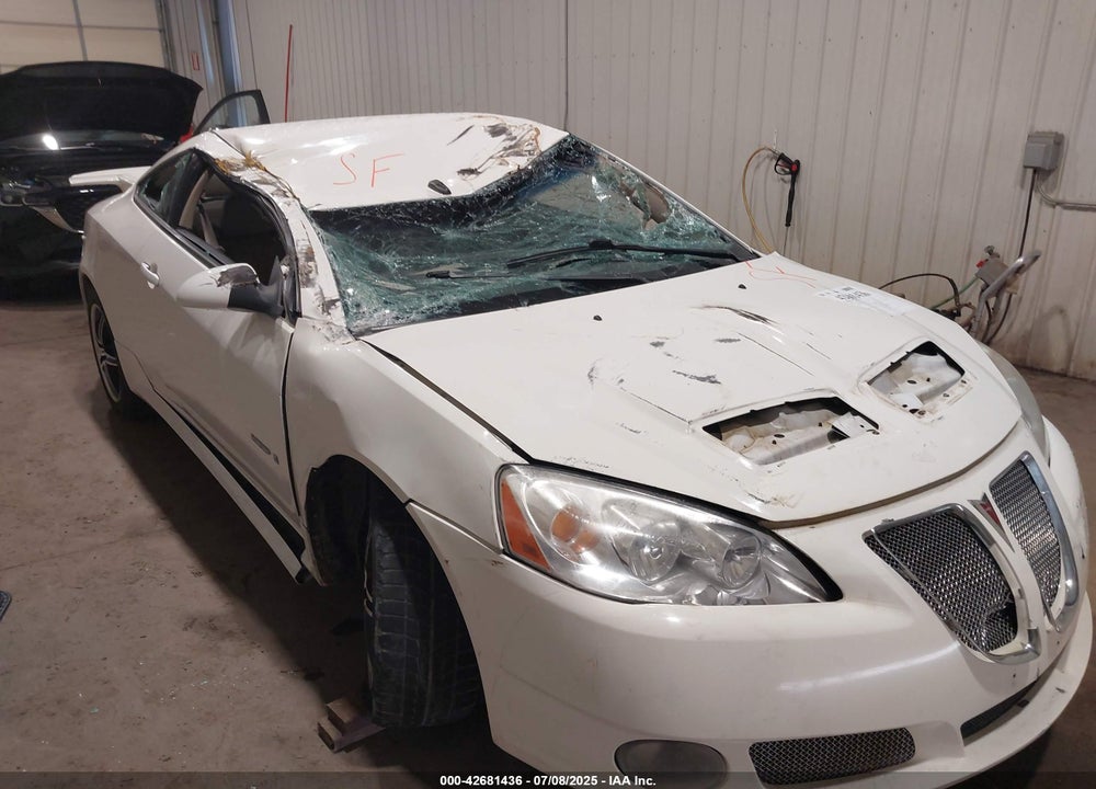 2008 PONTIAC G6 GXP VIN: 1G2ZM177784202380