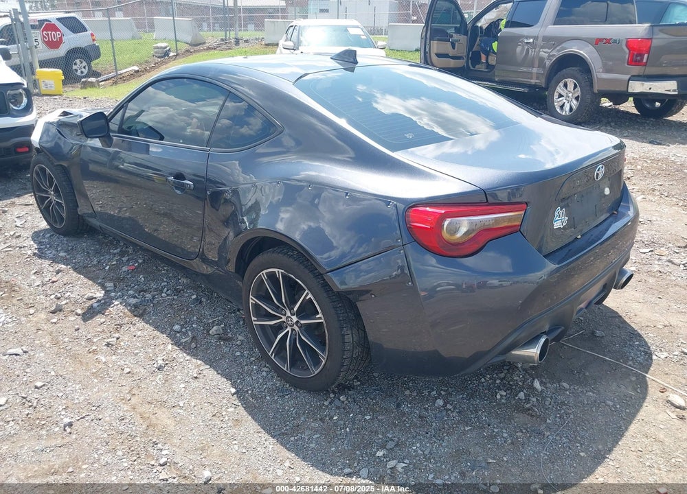 2017 TOYOTA 86 VIN: JF1ZNAA12H8711238