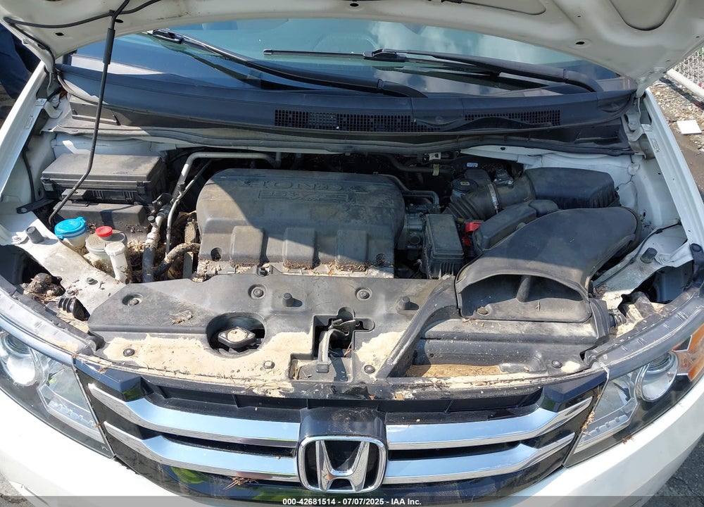 2015 HONDA ODYSSEY EX-L VIN: 5FNRL5H66FB078555