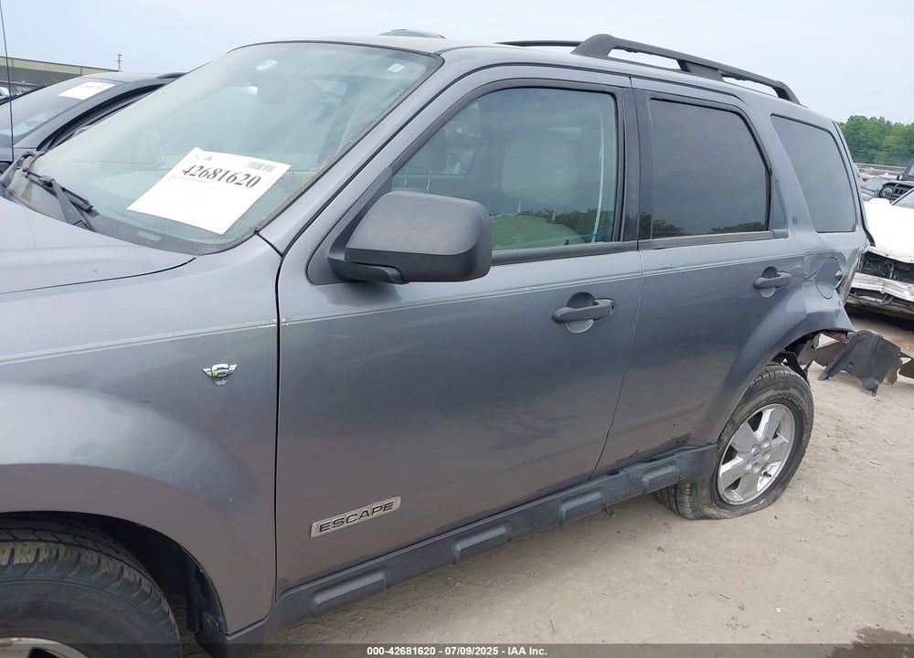 2008 FORD ESCAPE VIN: 1FMCU931X8KB99581