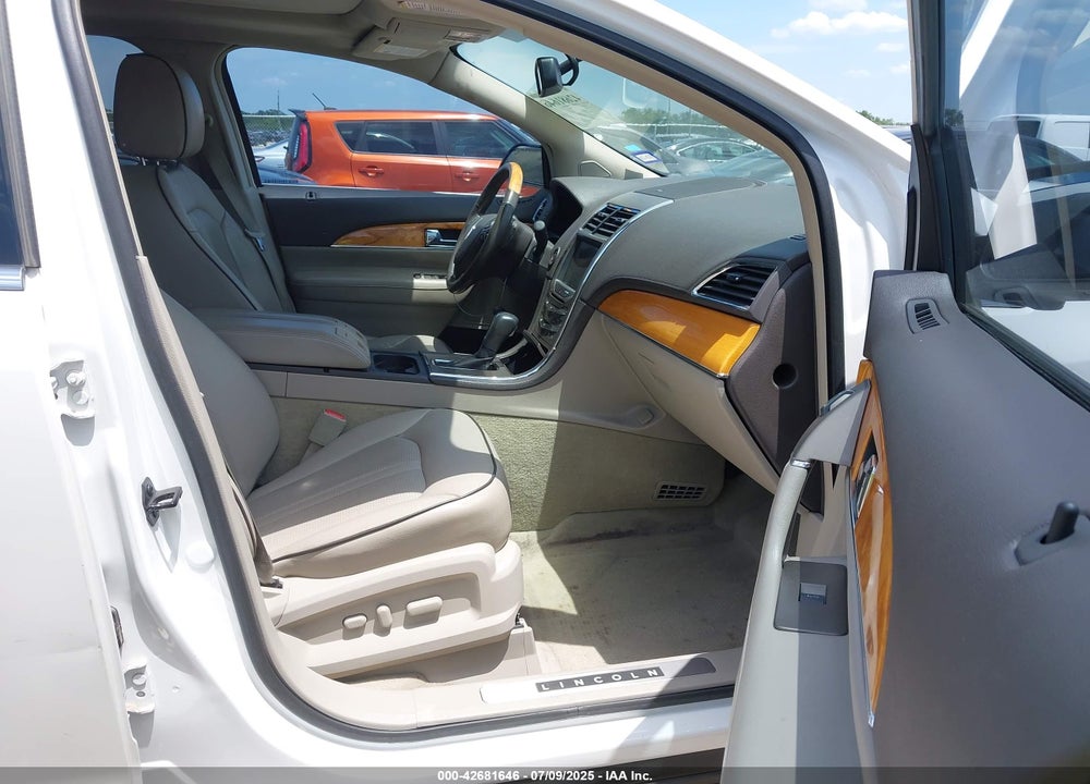 2012 LINCOLN MKX VIN: 2LMDJ6JK1CBL15605