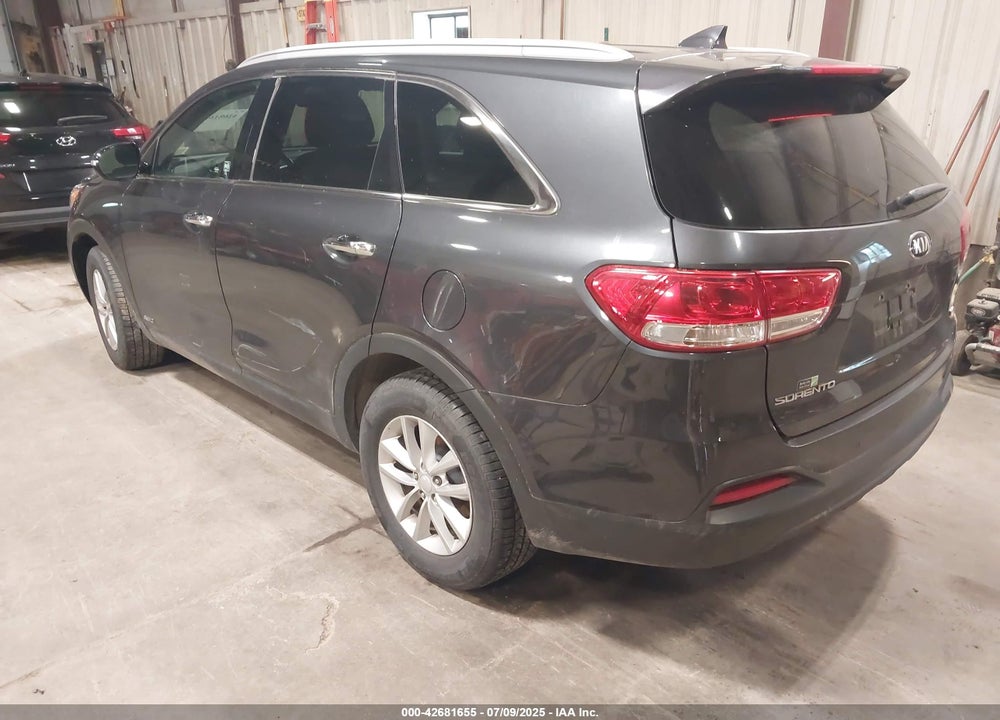 2016 KIA SORENTO VIN: 5XYPGDA31GG062554