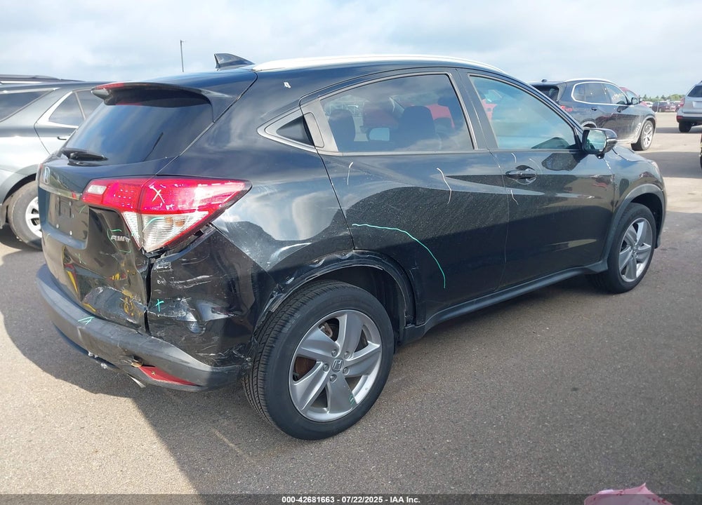 2019 HONDA HR-V VIN: 3CZRU6H58KM738976
