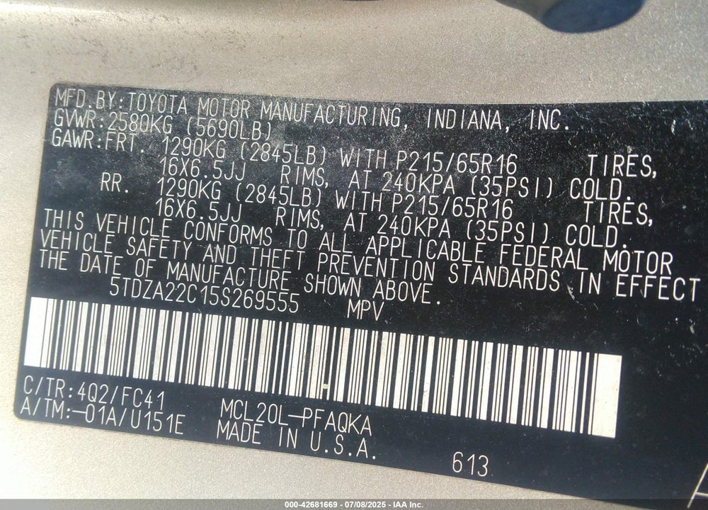 2005 TOYOTA SIENNA XLE VIN: 5TDZA22C15S269555