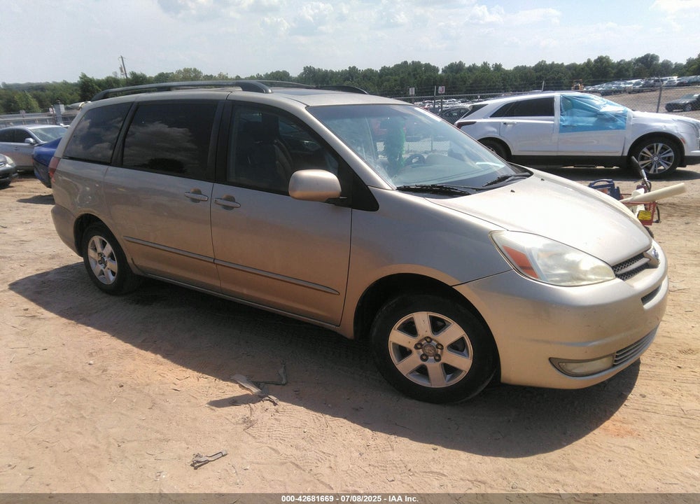 2005 TOYOTA SIENNA XLE VIN: 5TDZA22C15S269555