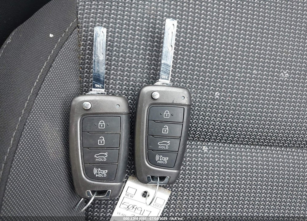 2019 HYUNDAI ACCENT VIN: 3KPC24A38KE050405