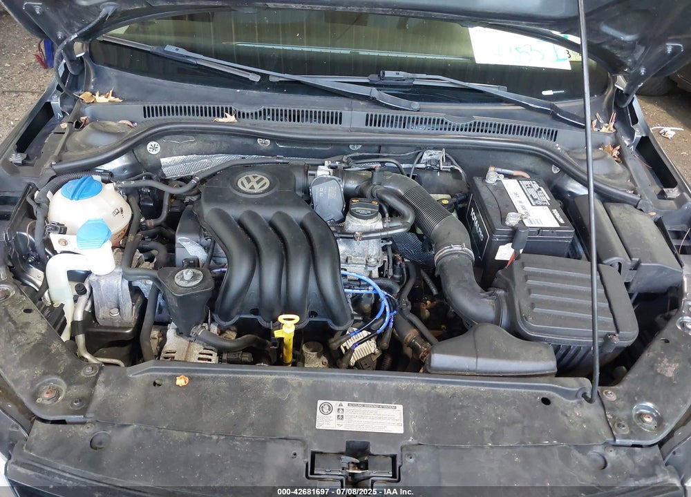 2011 VOLKSWAGEN JETTA VIN: 3VW2K7AJ9BM398924