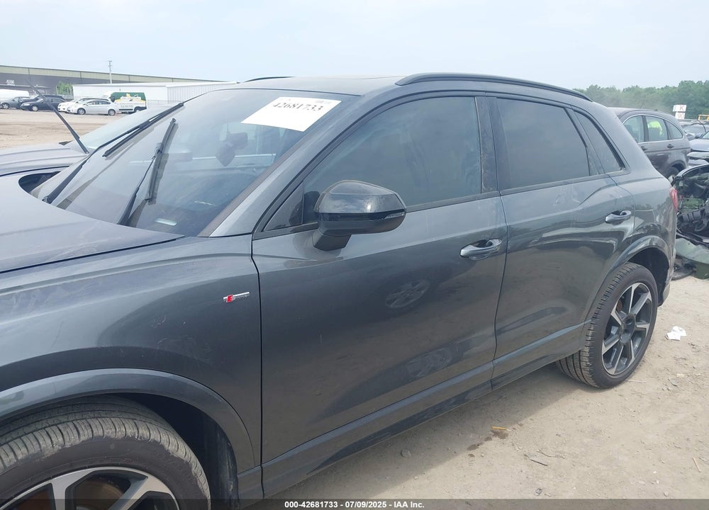 2025 AUDI Q3 VIN: WA1EECF31S1002342