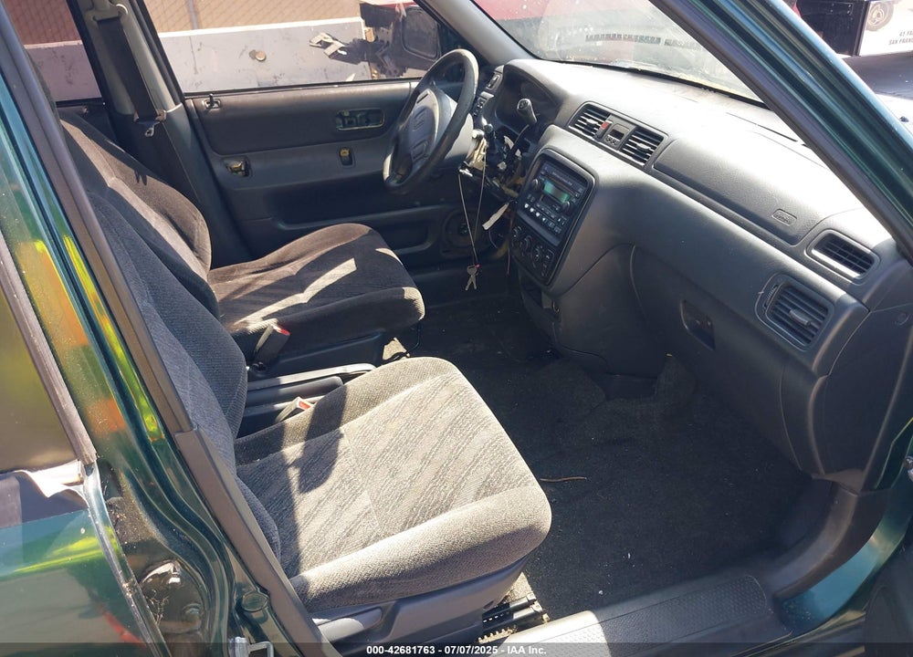 2000 HONDA CR-V EX VIN: JHLRD1861YC027747